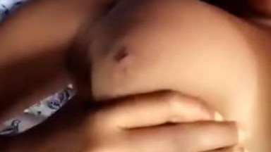 sexy niples  wet pussy