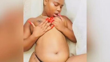 bbw showing nyash