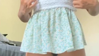 pussy close to cam