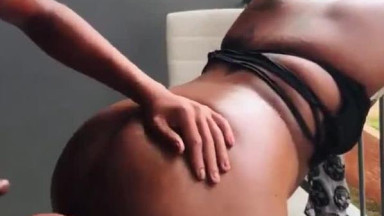 big booty on balcony